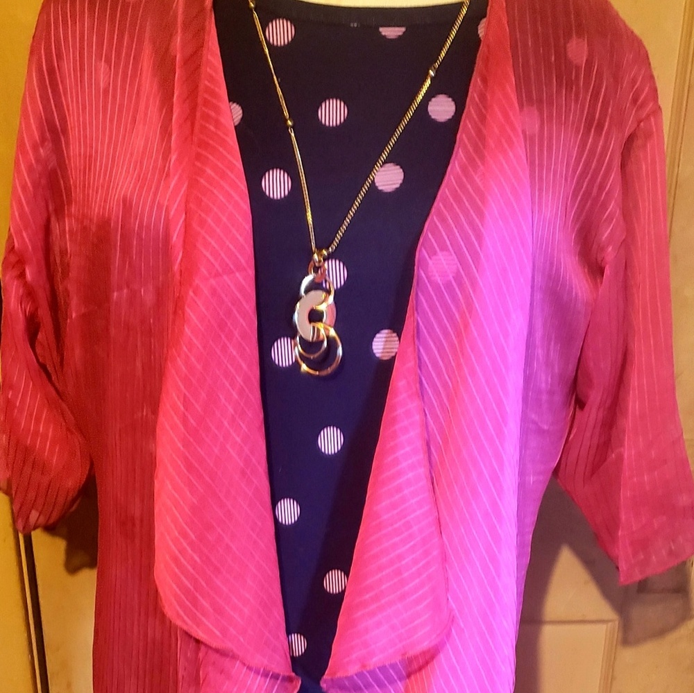 Lularoe 2xl Pola dot Gigi top with med. Shirley.